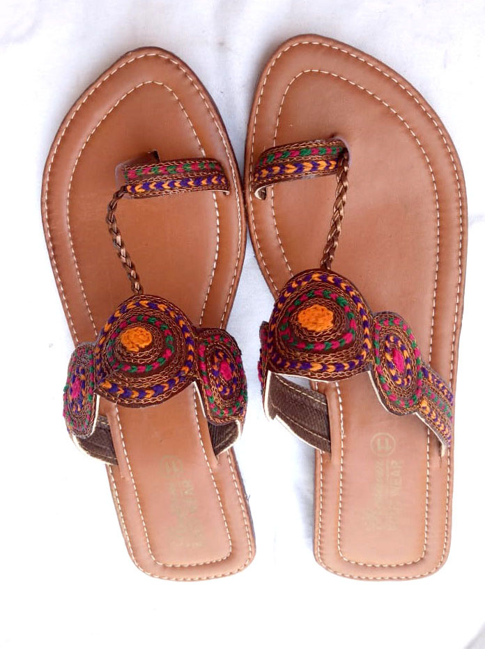 Buy kolhapuri shoes for men in India @ Limeroad-thephaco.com.vn